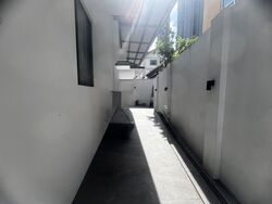 Shepherds Drive (D3),  #551173551